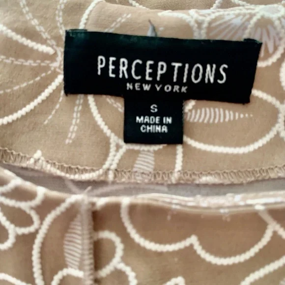 Fit and Flare Midi Dress in Cream and White Textured Floral Pattern - Picture 4 of 6